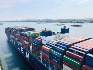 FBA電池產(chǎn)品“生死時(shí)速”：移動(dòng)電源空運(yùn)與FBA頭程的合規(guī)突圍戰(zhàn)-鑫漢物流